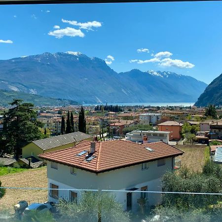 Visioni Lake View Boutique Rooms & Breakfast - Adults Friendly Riva del Garda Eksteriør billede