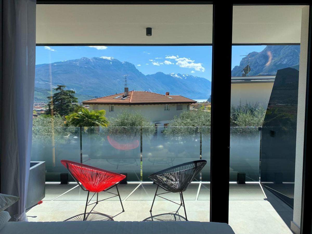 Visioni Lake View Boutique Rooms & Breakfast - Adults Friendly Riva del Garda Eksteriør billede