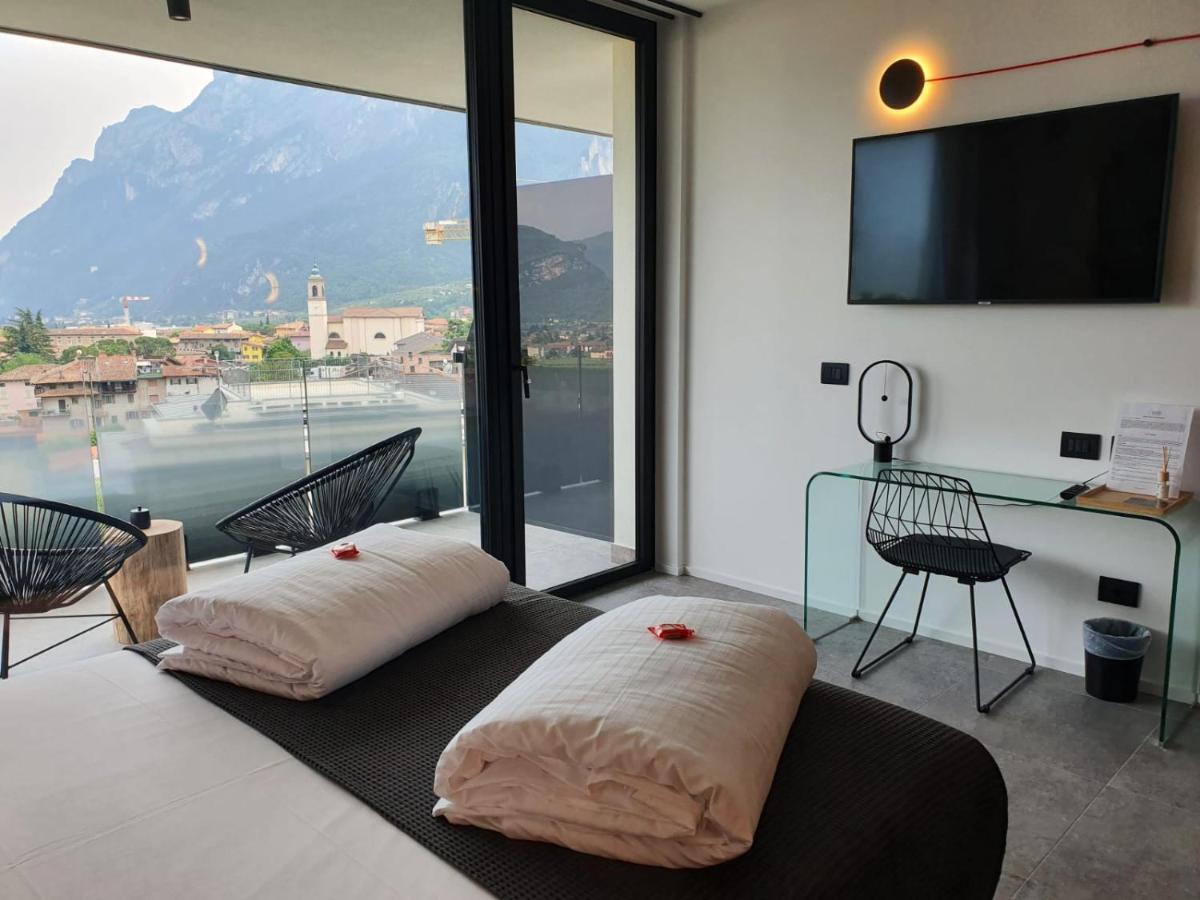 Visioni Lake View Boutique Rooms & Breakfast - Adults Friendly Riva del Garda Eksteriør billede