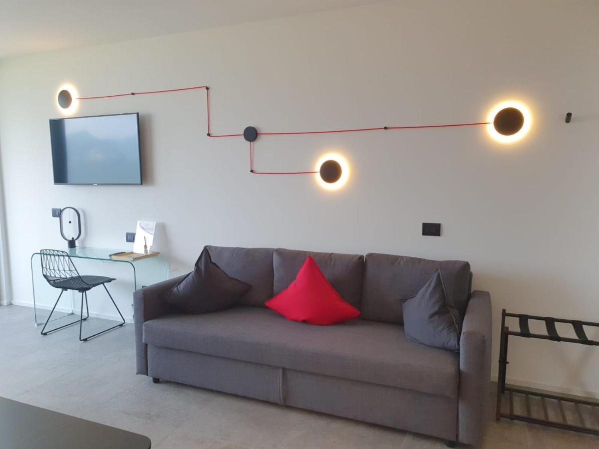 Visioni Lake View Boutique Rooms & Breakfast - Adults Friendly Riva del Garda Eksteriør billede